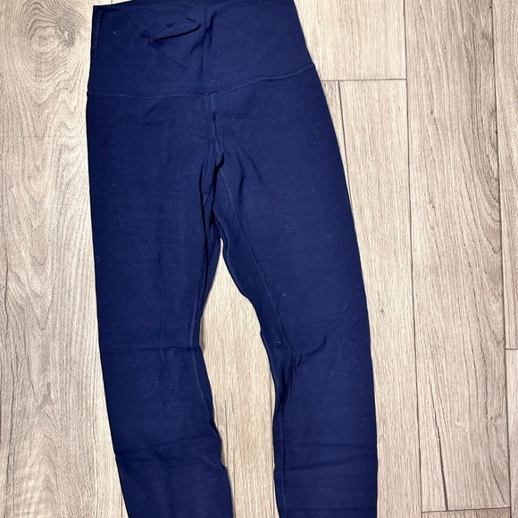 LULULEMON ALIGN 23” - navy - size 4 - Picture 2 of 3